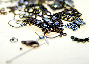 �L����� �������J��