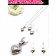 ��i�ɂ���Ղ�Ղ�n�[�g�y���_���g�l�b�N���X���s�A�X�Z�b�g