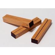 ideaco&muku（イデアコ＆ムク）ドイツ産ブナ材を用いて丁寧に作った木製MEMO STAND（メモスタンド）！