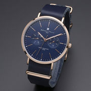 正規品Salvatore Marra腕時計サルバトーレマーラ SM15117-PGNVPG 多軸 薄型革ベルト メンズ腕時計