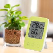 YAZAWA（ヤザワ）　熱中症・インフルエンザ警報付きデンジタル温湿度計 グリーン　DO02GR