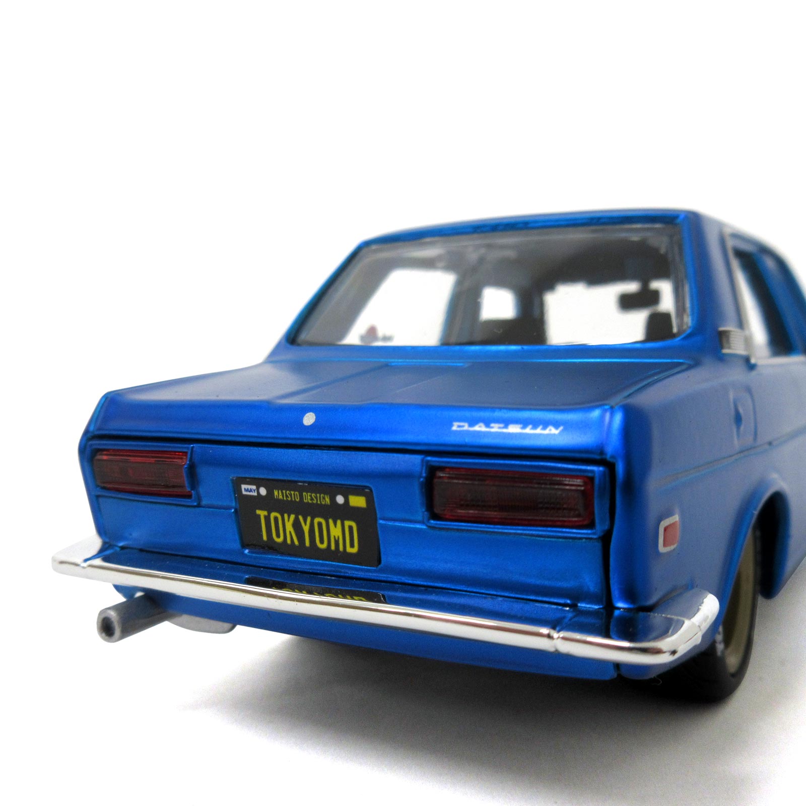 Maisto ミニカー 1:24 MD 1971 ダットサン510 ブルーの+