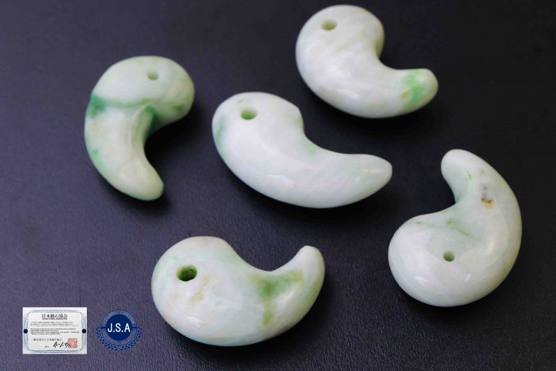 日本銘石協会認定販売 勾玉 糸魚川翡翠 いといがわひすい 新潟県