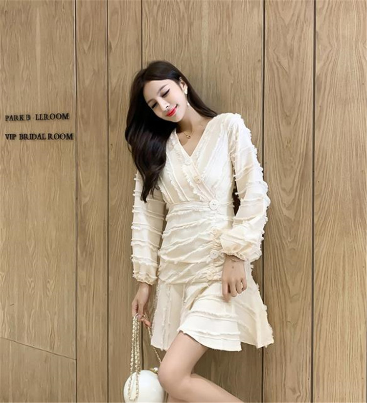 満足度99％ 韓国ファッション 2020秋 新品 スリムフィット フリル フィッシュテールスカート 大きい裾