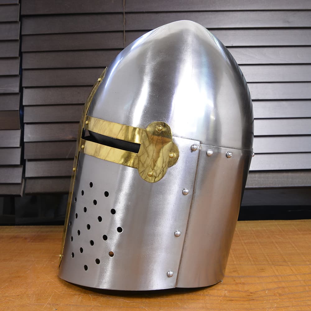西洋甲冑 グレートヘルム 後期型 テンプル騎士団 中世ヨーロッパ式 ナイトヘルメット 雑貨 株式会社 デジスト 問屋 仕入れ 卸 卸売の専門 仕入れならnetsea