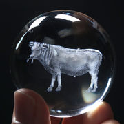 【彫刻置物】丸玉 人工水晶 約50mm (レーザー彫刻) 牛