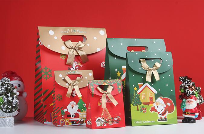 クリスマス 包装資材 ギフトバッグ 贈り物 プレゼントに最適 紙袋 ハトロン紙 ラッピング 株式会社 コスモス 問屋 仕入れ 卸 卸売の専門 仕入れならnetsea