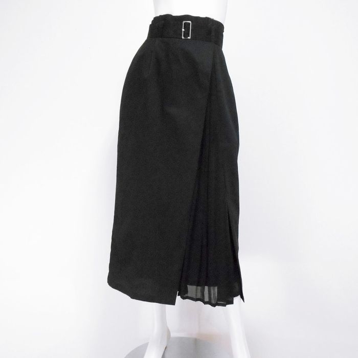 【値下げしました！】フロントプリーツ　ロングスカート　2型