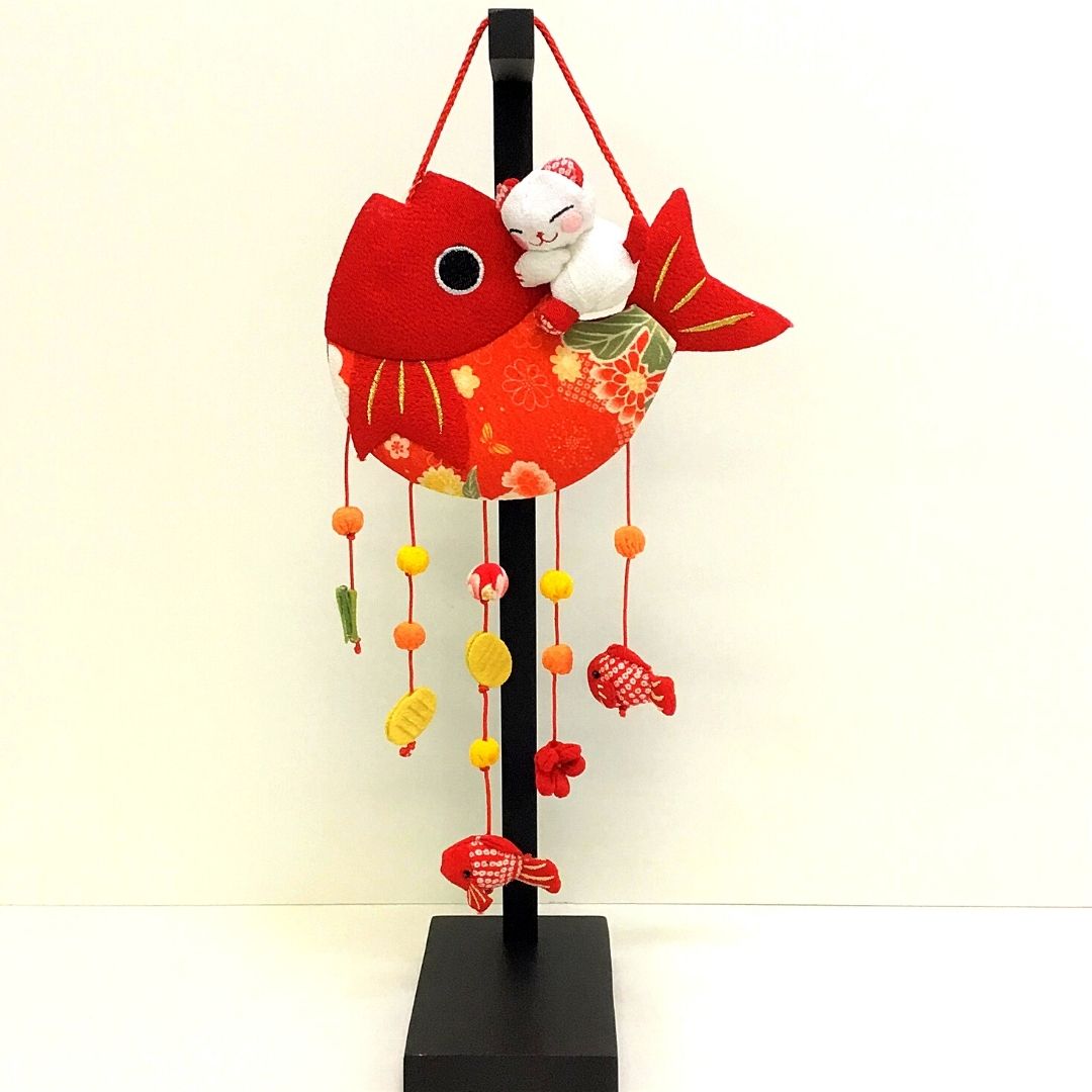 変わり釣り飾り