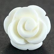 【モチーフビーズ】薔薇 (立体) 12mm ホワイトシェル