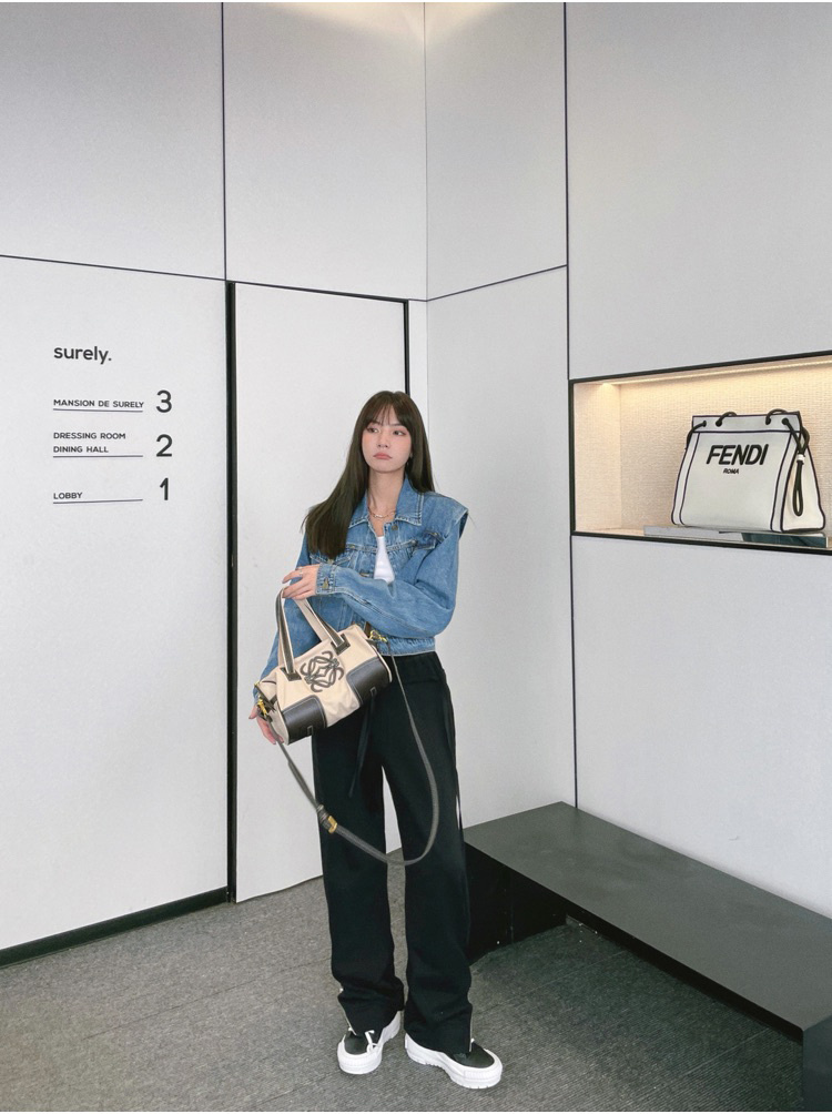 注目すべきアイテム 韓国ファッション シンプル 短いスタイル ピュアカラー デニムジャケット