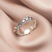 指輪　リング　開口指輪　素敵なデザイン　アクセサリー　大人気