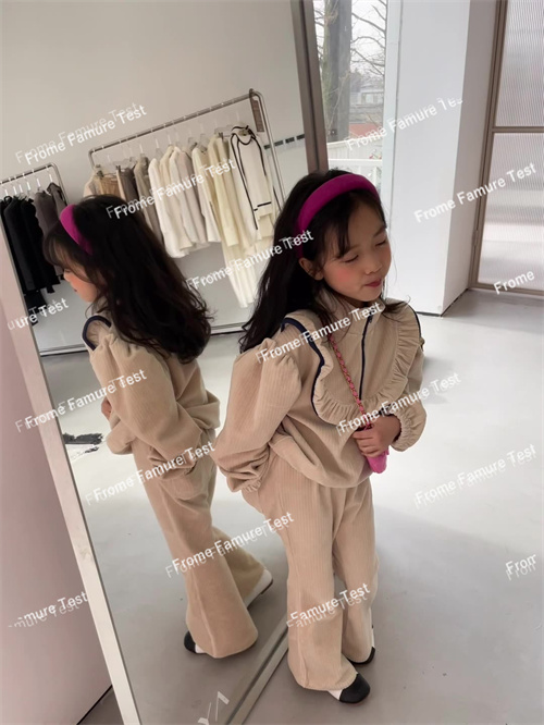 子供服    キンズ女の子　春秋　　　ファッション　　韓国風
