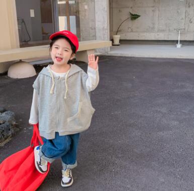 子供用アパレル　トップス　ベスト　80-130