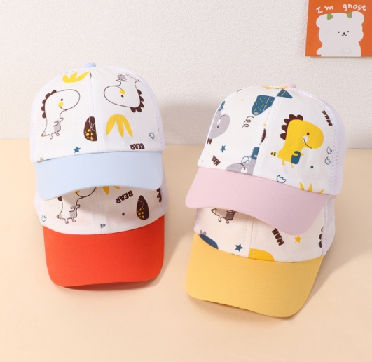 2022新作 可愛い  キッズ 帽子 韓国ファッション  子供 鳥打帽  日焼け止め ハット キャップ  クマ   7色