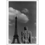ポストカード モノクロ写真「偉大な人物の像と風景」