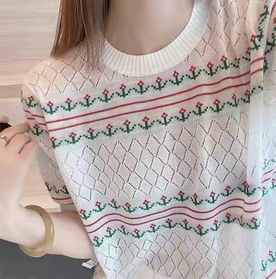 薄いレトロなかぎ針編みの中空ニットセーターTシャツ女性の半袖2022新しい韓国語バージョンルーズボト
