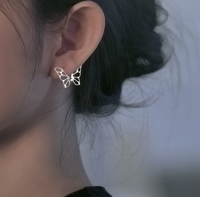 人気 韓国ファッション イヤリング  耳飾り ピアス 気質 アクセサリー かわいい  蝶ネクタイ  レディース