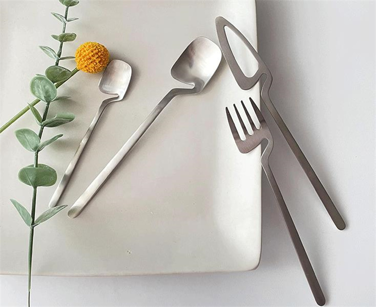 素敵なデザイン INSスタイル ナイフとフォーク コーヒースプーン 食器 4点セット ステンレス 洋食