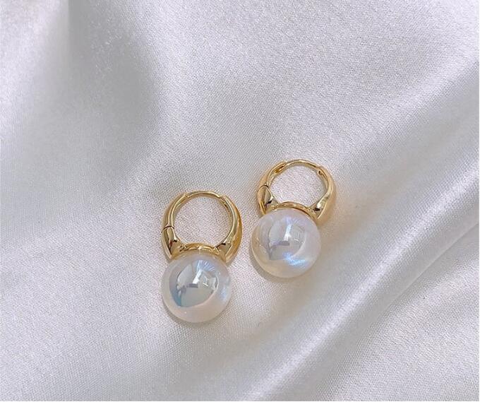 2023  ピアス　イアリング　S925　アクセサリー 韓国風　個性　ビンテージ　気質　人気　新品