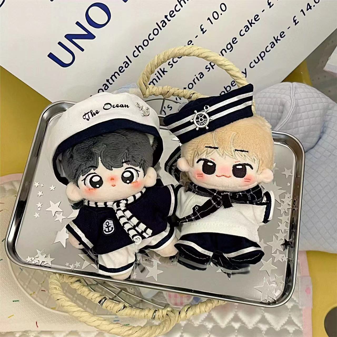 新作 ぬいぐるみ用服 ドール用  着せ替え服 おもちゃ 人形doll ミニドール ドールハウス 10cm 4点セット