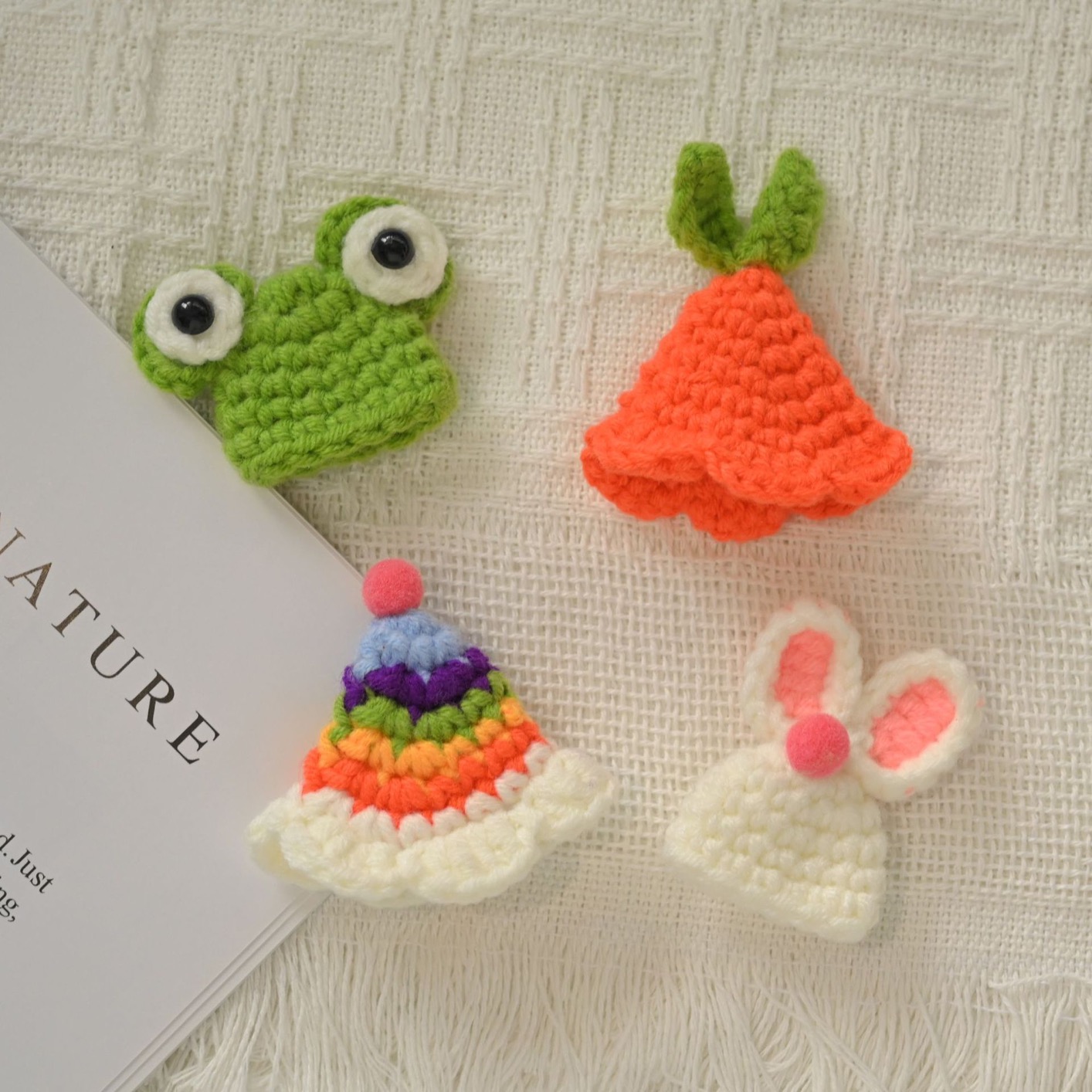 カラフル編み物スカートと帽子セット（ペチコート付）