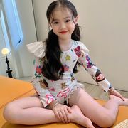 キッズ水着　イラスト　ワンピース　可愛い　プール　韓国風子供服　女の子夏物　