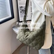 【日本倉庫即納】ショルダーバッグ キルティングバッグ 韓国ファッションバッグ