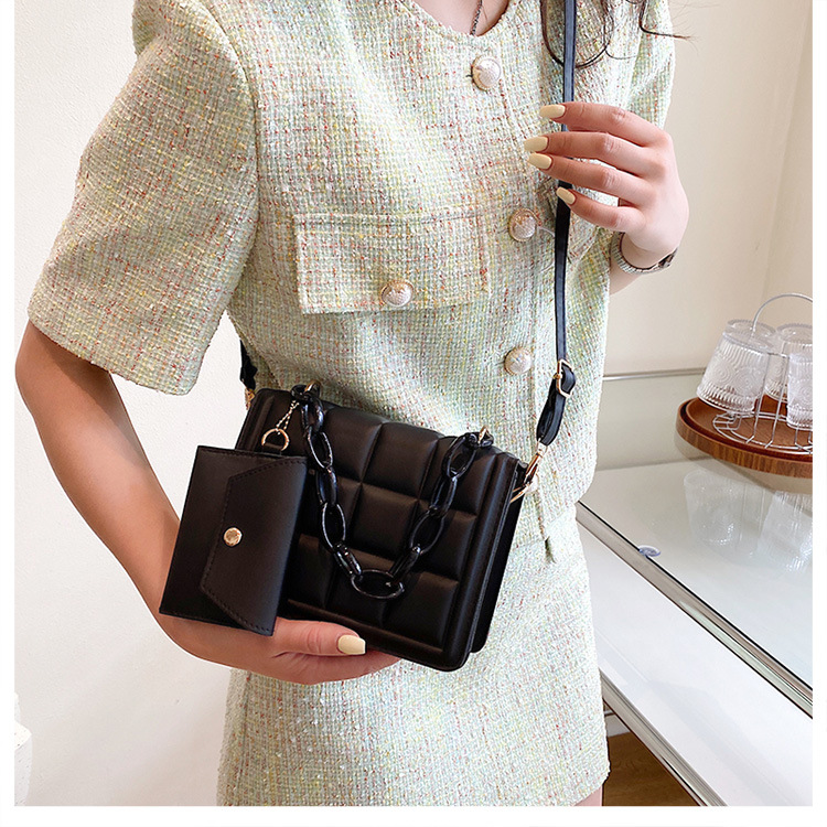 新品未使用 BOTTEGA VENETA レザー調コーティング手袋