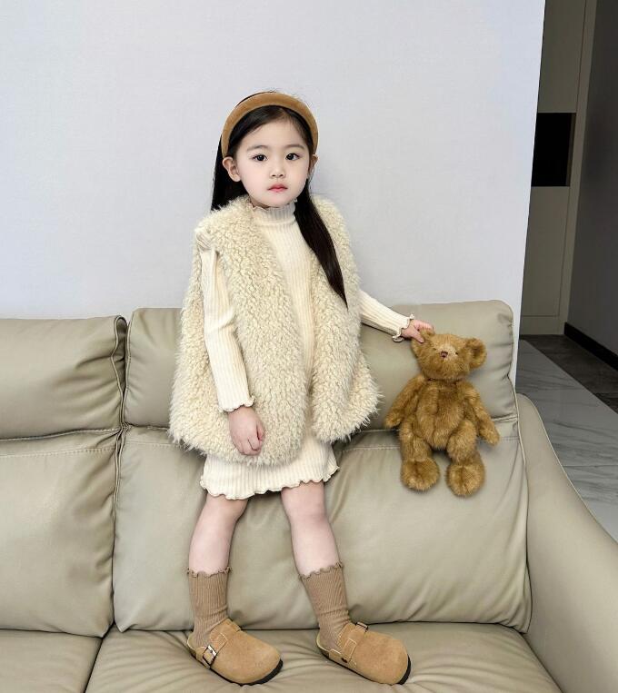 2023 秋冬新作 じゅんしょく 韓国版 コート  綿毛を入れる  ベスト女の子  スカート 子供服