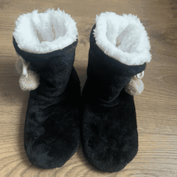 レディース   靴  靴下 フローリングブーツ  室内 シューズ  スノーブーツ  裹起毛  ふわふわ   4色