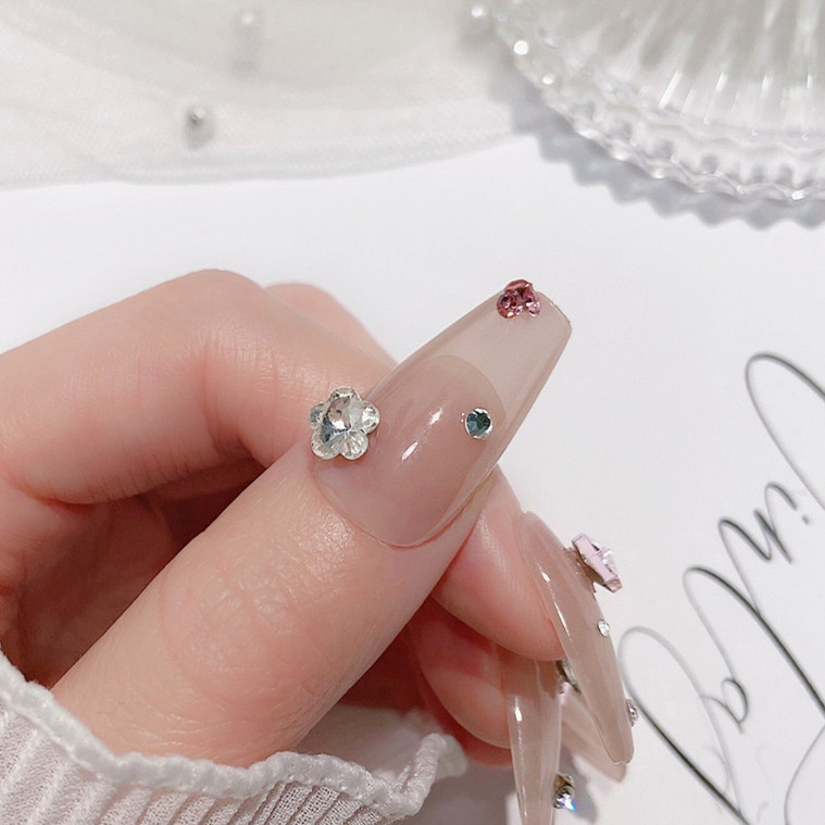ジェルネイル パーツ 人気 水晶 立体 ネイルパーツ 花 Vカット