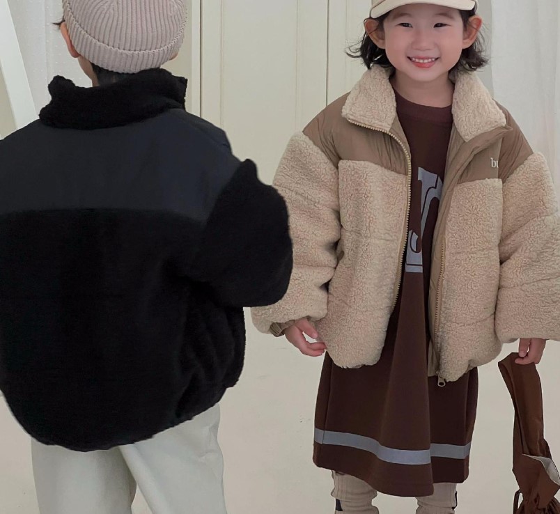 2023冬新作  トップス  男女兼用 キッズ服  韓国風子供服 コート セーター 長袖  80-140  2色
