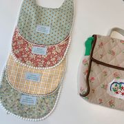 BABY 子供用エプロン 涎掛け キャラクター　よだれかけ　ベビー用　スタイ