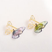 新しい韓国ファッション ダイヤモンドの蝶のブローチ 女性のコサージュピン かわいい 蝶 アクセサリー