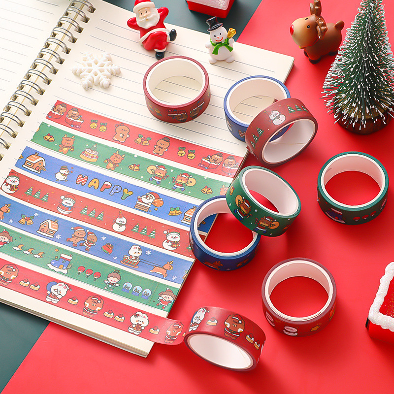 クリスマス紙テープがかわいい手帳飾り全面にキャラクターの装飾素材を貼った小さな絵柄のDIY