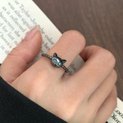 青い瞳 黒猫の指輪 猫のアクセサリー  ファッション   =  可愛い猫リング   フリーサイズのリング