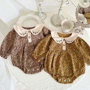 韓国子供服ベビー秋の服2022新しい女の赤ちゃん刺繍人形襟バッグおならロンパース長袖花柄三角ロンパース