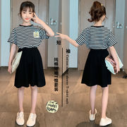 女の子  夏の新作  韓国風子供服  黒のワイドレッグパンツ  半袖  ストライプTシャツ  スーツ