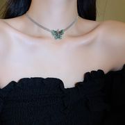 グリーンクリスタル 蝶のネックレス ファッションチョーカー 女性のネックレス