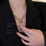 ハートネックレス 金属風鎖骨チェーン レトロなファッションの女性のネックレス