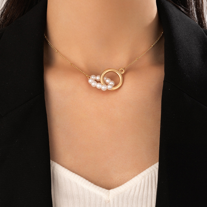 真珠のネックレス 合金 幾何学的トーラス ネックレス ファッション 鎖骨チェーン アクセサリー