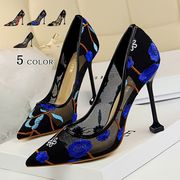 パーティーシューズ