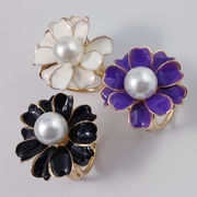 4色 真珠の花 ブローチ コサージュ スカーフバックル ショールバックル ファッションアクセサリー