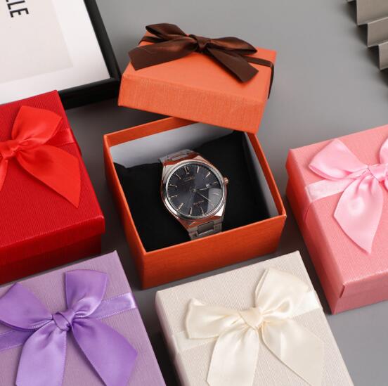 生活雑貨  ラッピング 贈答ケース 小物入れ　腕時計入れ