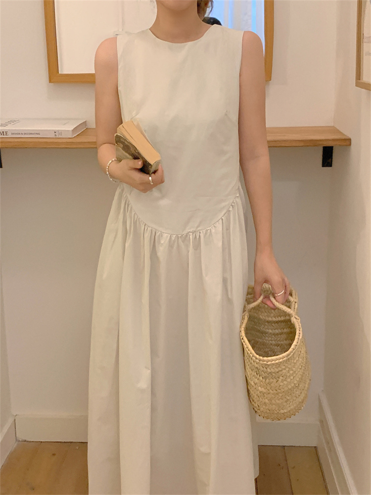 入荷しました♡お洒落ジャンパースカート♪スイーツ柄で春夏のお出かけデートに最適！ 入荷しました♡お洒落ジャンパースカート♪スイーツ柄で春夏の