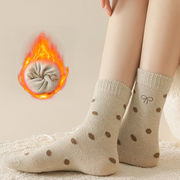 レディース用靴下★冬に厚く★暖かく★ソックス★カジュアル★日系靴下★   6色