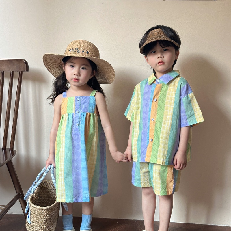 QQMM☆2025夏新作 姉妹兄弟コーデ虹色キャミソールワンピースOR2点セット