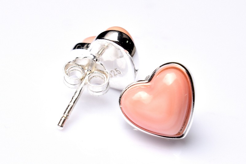 Silver925◇桜色 クイーンコンクシェル 7x8mm ハート ピアス _PRG2239