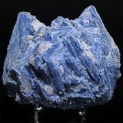 カイヤナイト ブラジル ミナスジェライス州 アラスアイ kyanite 原石 鉱物 結晶 台付